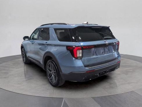 Certified 2025 Ford Explorer ST-Line w/ Premium Package image 3