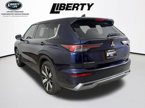 Used 2025 Mitsubishi Outlander SE AWD/4WD image 5