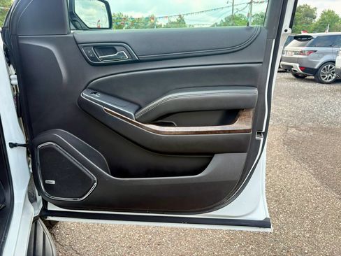 Used 2015 Chevrolet Tahoe LT w/ Luxury Package AWD/4WD image 14