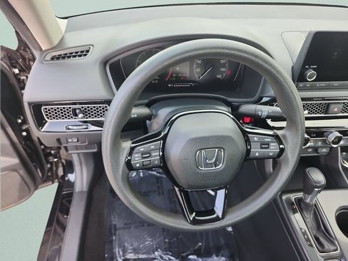 Used 2025 Honda Civic LX image 34