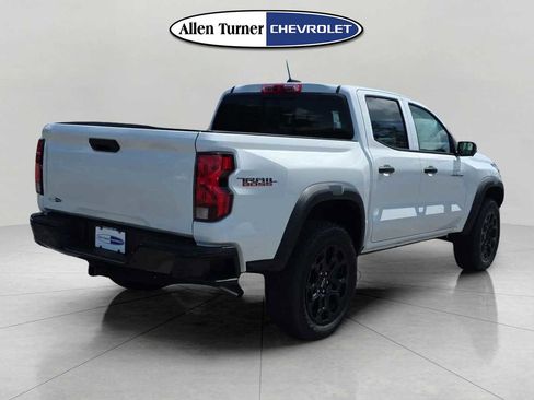 New 2026 Chevrolet Colorado Trail Boss AWD/4WD image 4