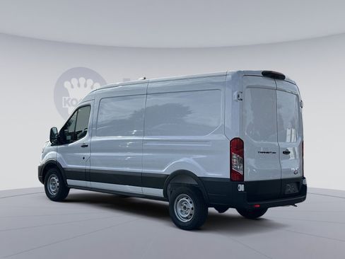 New 2026 Ford Transit 250 Base w/ Load Area Protection Package image 4