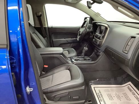 Used 2019 Chevrolet Colorado Z71 AWD/4WD image 30