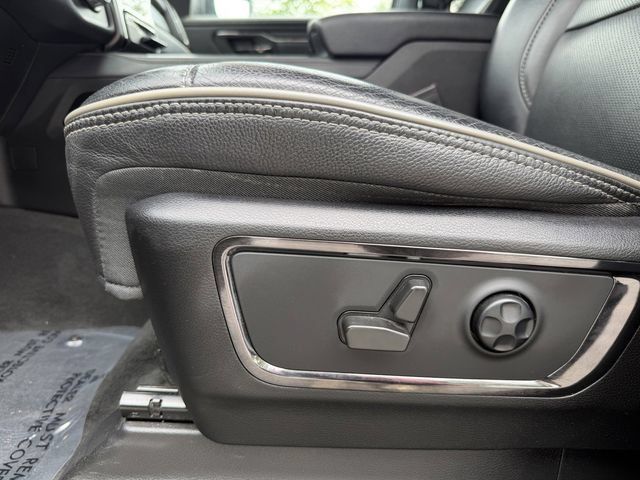 Used 2022 RAM 1500 Limited AWD/4WD image 12