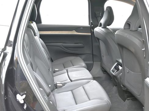 Used 2025 Volvo EX90 Ultra w/ Protection Package Premier AWD/4WD image 31