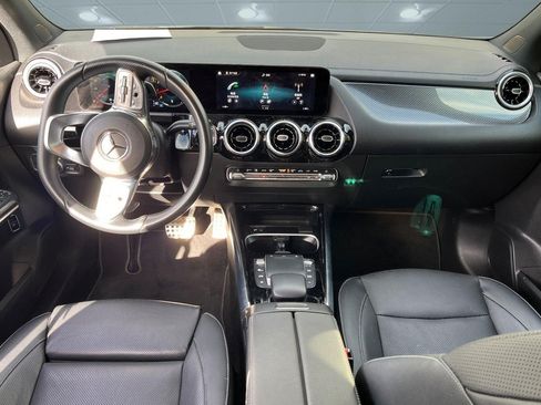 Used 2022 Mercedes-Benz GLA 250 4MATIC image 7