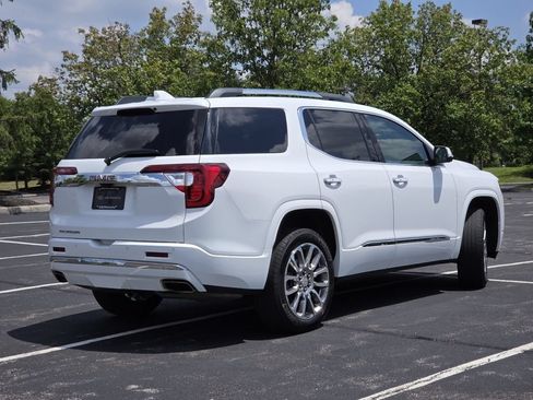 Used 2023 GMC Acadia Denali w/ Denali Technology Package FWD image 25