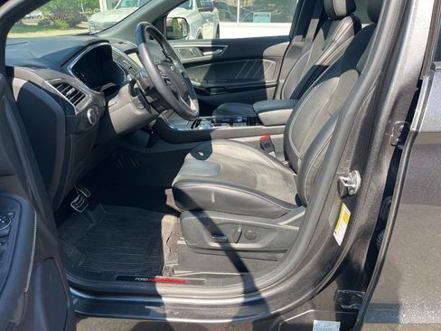 Used 2020 Ford Edge ST w/ Equipment Group 401A AWD/4WD image 10