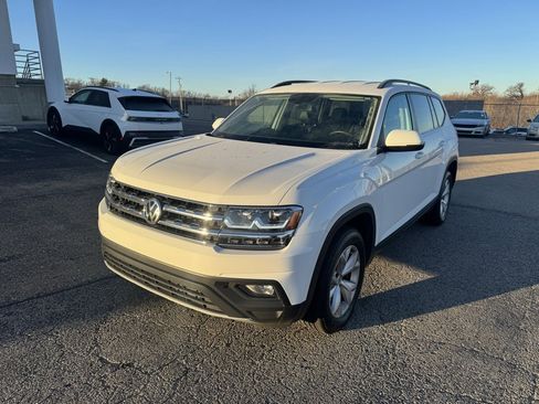 Used 2020 Volkswagen Atlas SE image 3