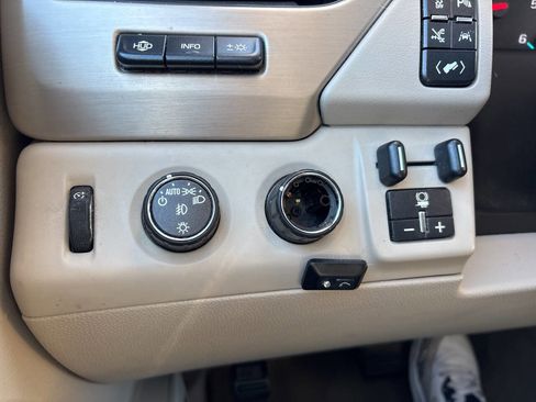 Used 2017 GMC Yukon Denali w/ Open Road Package image 82