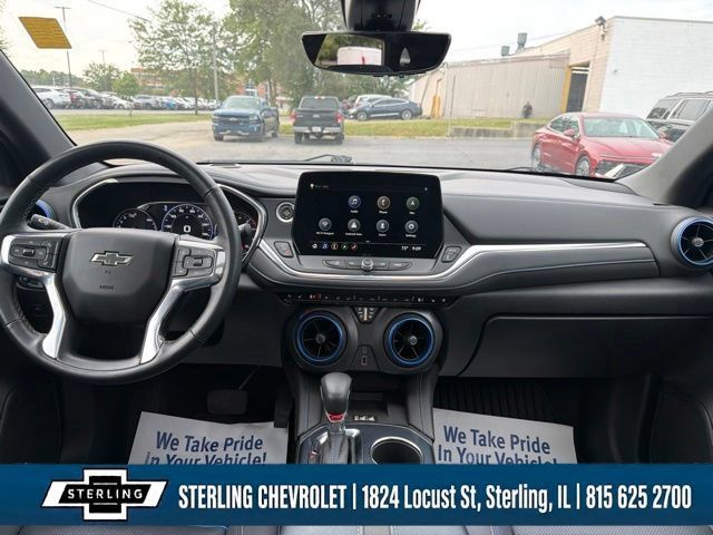Used 2023 Chevrolet Blazer RS w/ Driver Confidence II Package AWD/4WD image 9