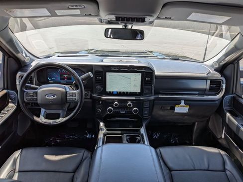 Used 2023 Ford F250 Lariat w/ Lariat Ultimate Package AWD/4WD image 17