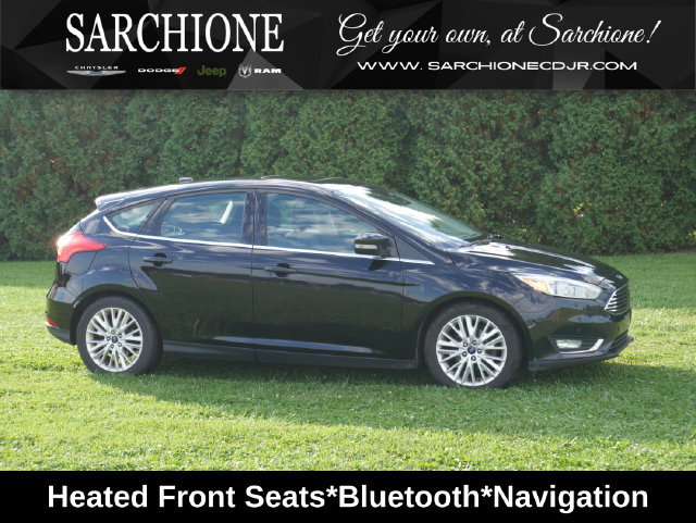Used 2017 Ford Focus Titanium w/ Titanium Technology Package FWD image 1