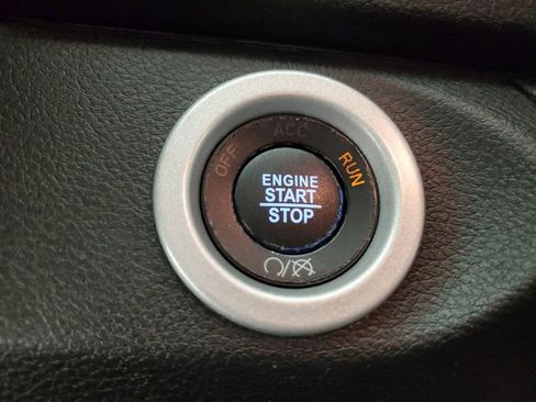 Used 2022 RAM 1500 Classic Warlock w/ Technology Package I image 19