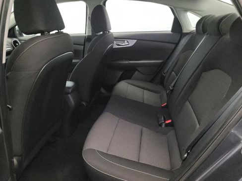 Used 2023 Kia Forte LXS w/ LXS Technology Package FWD image 18