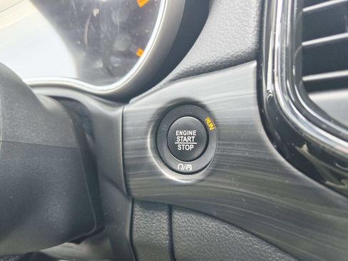 Used 2021 Jeep Grand Cherokee Laredo X image 34