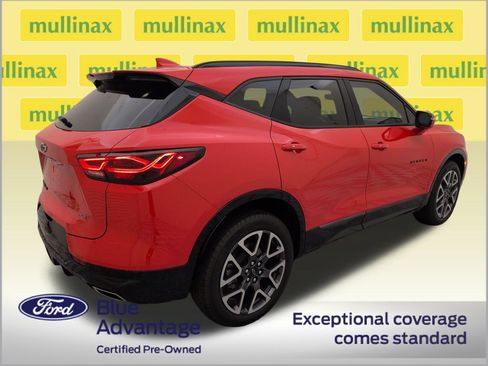 Used 2025 Chevrolet Blazer RS w/ Driver Confidence II Package AWD/4WD image 3