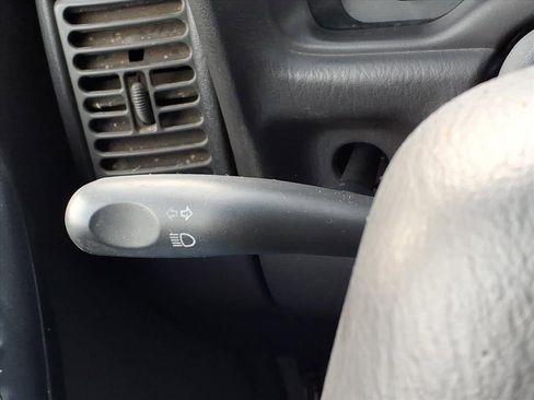 Used 2000 Jeep Cherokee Sport image 21