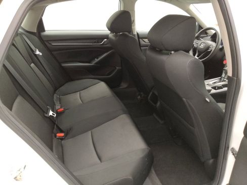 Used 2018 Honda Accord LX image 19