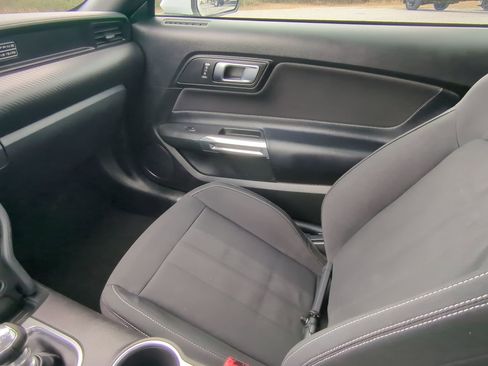 Certified 2020 Ford Mustang Coupe image 14