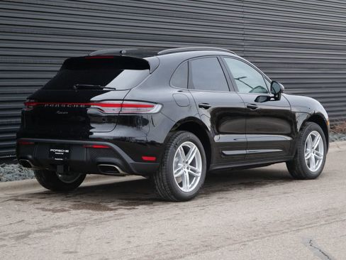 New 2026 Porsche Macan image 24