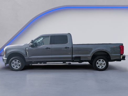 Used 2025 Ford F250 XLT AWD/4WD image 8