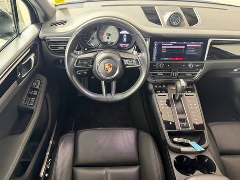 Used 2023 Porsche Macan S AWD/4WD image 11