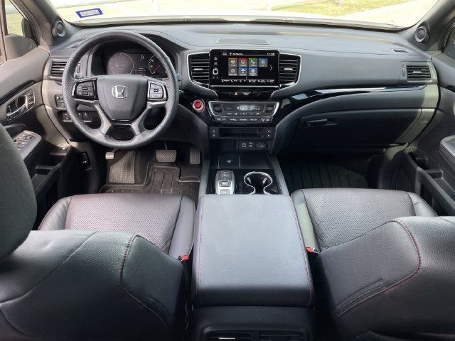 Used 2024 Honda Ridgeline Black Edition image 9