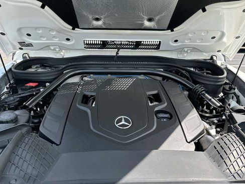 Used 2020 Mercedes-Benz G 550 image 32