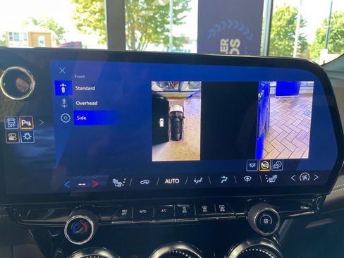 Used 2024 Chevrolet Blazer EV LT AWD/4WD image 45
