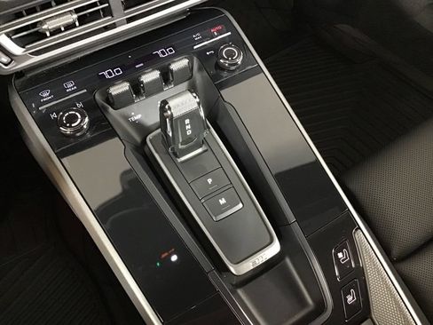 Certified 2024 Porsche 911 Carrera S RWD image 31