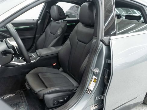 Used 2025 BMW 430i xDrive w/ Premium Package image 9