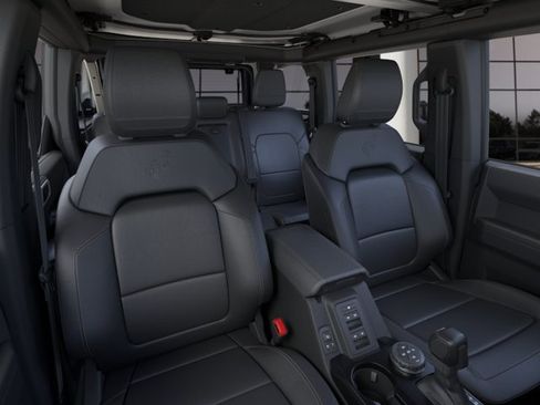 New 2026 Ford Bronco Badlands AWD/4WD image 10