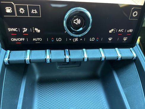 New 2026 GMC Terrain AT4 image 8