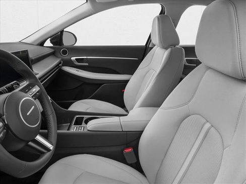 New 2025 Hyundai Sonata SEL image 6