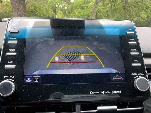 Used 2021 Toyota Avalon XLE w/ Moonroof Package FWD image 13