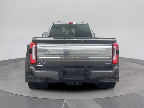 Used 2024 Ford F450 Platinum w/ FX4 Off-Road Package image 5
