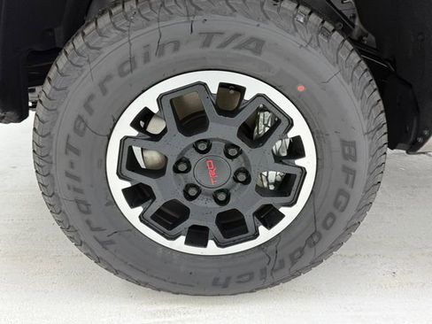 New 2026 Toyota Tacoma TRD Off-Road AWD/4WD image 7