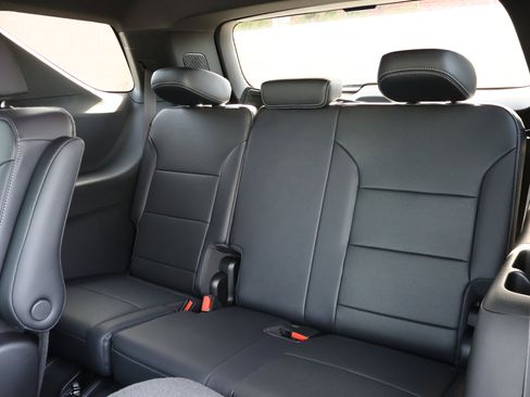 New 2026 Chevrolet Traverse LT w/ Midnight/Sport Edition FWD image 20