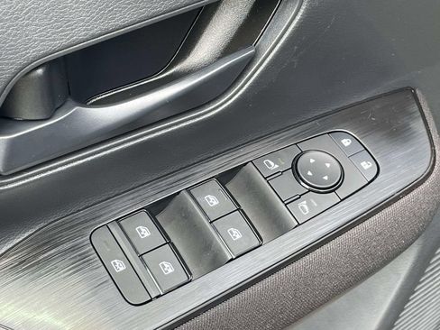 Used 2026 Nissan Kicks S FWD image 17