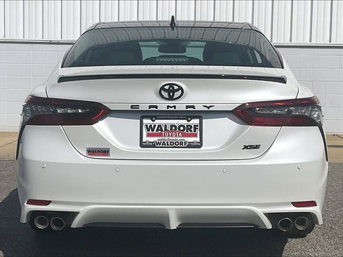 Used 2024 Toyota Camry XSE w/ Navigation Package image 5