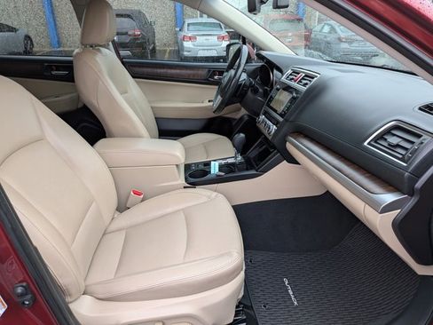Used 2017 Subaru Outback 2.5i Limited image 22