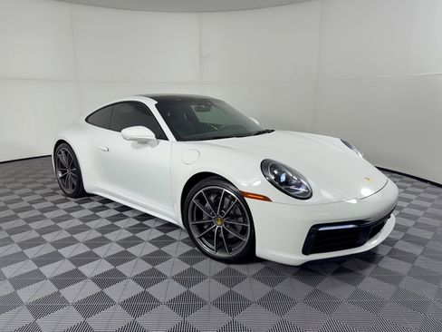 Certified 2022 Porsche 911 Carrera image 7