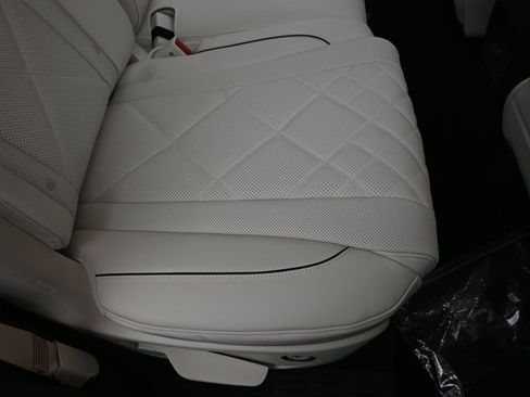 New 2026 Genesis GV80 3.5T Prestige image 16