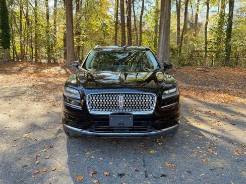 Certified 2022 Lincoln Nautilus Reserve image 17