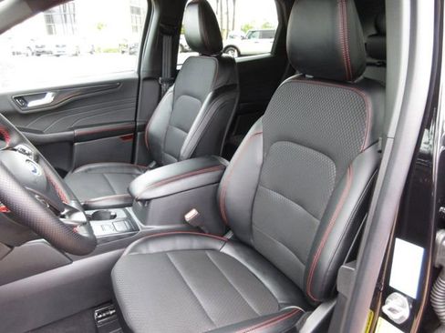 New 2025 Ford Escape ST-Line w/ Equipment Group 301A image 11