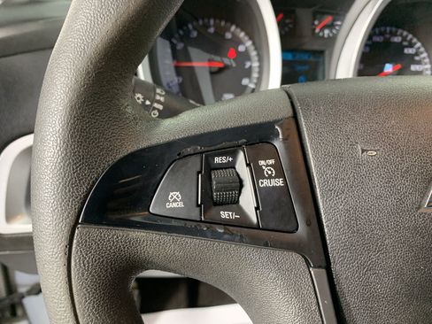 Used 2016 Chevrolet Equinox LS FWD image 18