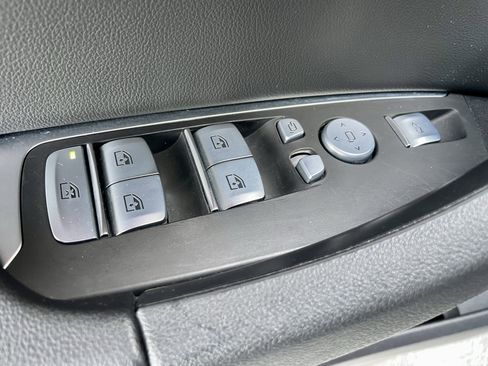 Used 2023 BMW X3 xDrive30i w/ Premium Package image 11