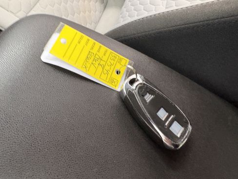 Used 2018 Chevrolet Equinox LS AWD/4WD image 25