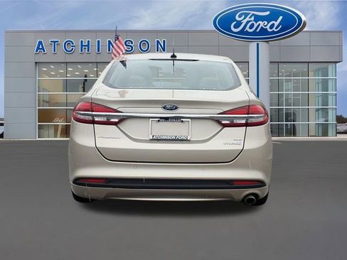 Used 2018 Ford Fusion SE w/ Equipment Group 602A image 6